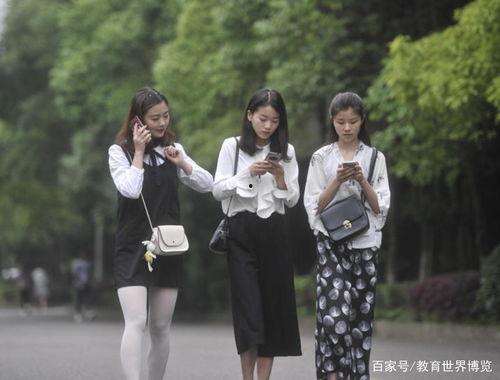 川大女学生爆料新闻视频,揭秘校园内幕事件！”  第3张